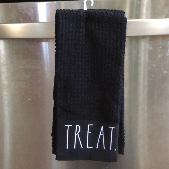 Rae Dunn | Trick or Treat Kitchen Towel Set of 2 - Picture 2 of 3